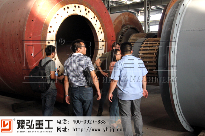 反擊式破碎機